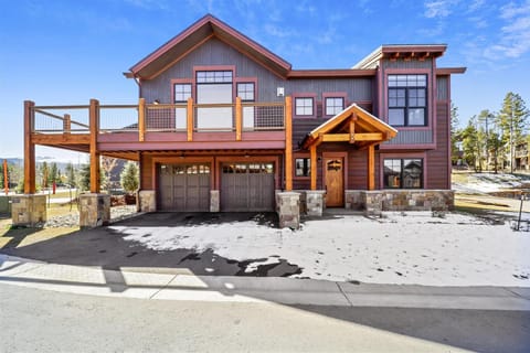 Exterior - Cocoa Cabin Breckenridge Vacation Rental