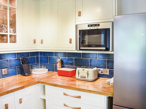 Kitchen | Jane Eyre Cottage, Keswick