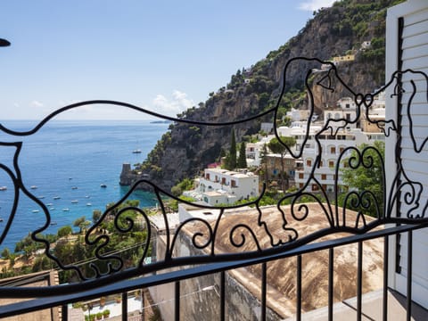 Panoramic Villa | Water view