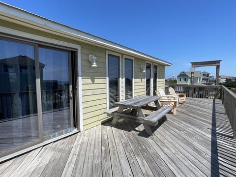 Cottage, 5 Bedrooms | Outdoor dining