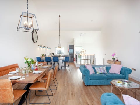 Open plan living space | Primrose - Bincombe Country Cottages, Over Stowey, near Bridgwater