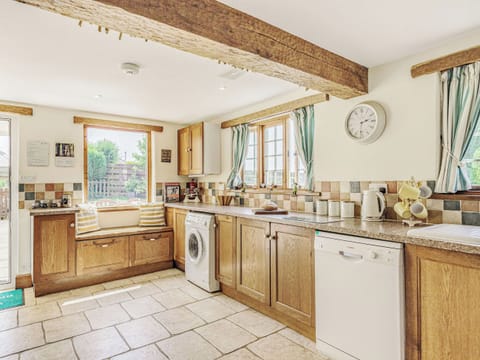 Kitchen | Brooklands, St Columb Major