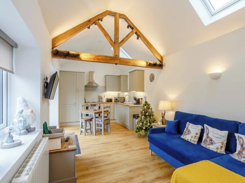 Open plan living space | Heath Barn, Suckley