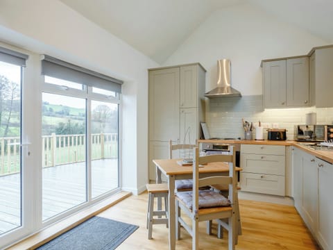 Kitchen/diner | Heath Barn, Suckley