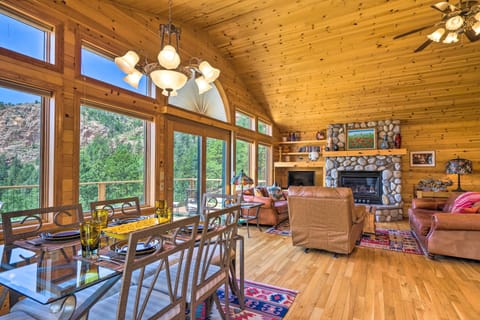 Cripple Creek Vacation Rental | 4BR | 3BA | 2 Stories | 2,044 Sq Ft