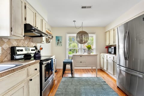 Fenced In Backyard! | The Fox Pond