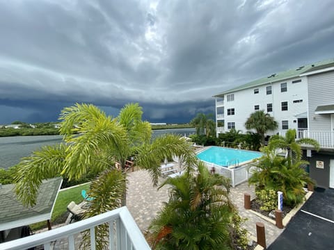 Gorgeous Views at Sea Shell in Indian Shores! 