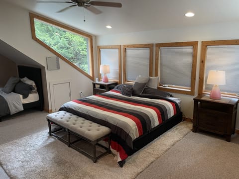 The McCartney Suite :

Includes 1 King + 1 full and Tv / DVD . 