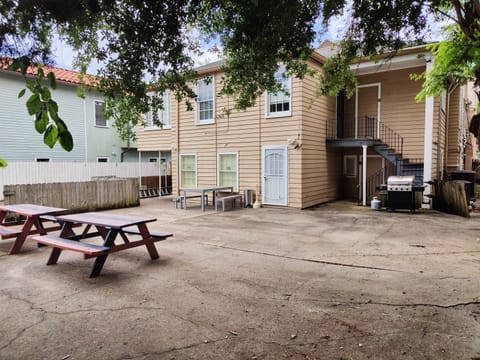 Rear courtyard (shared with upstairs unit).