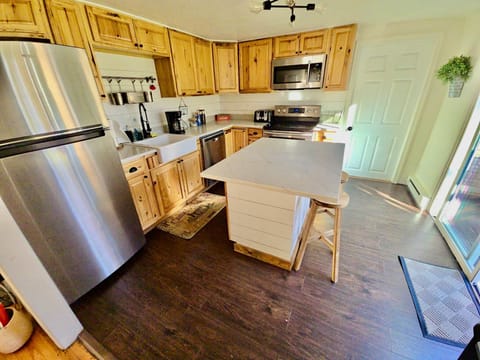 Full Kitchen Fully Stocked
