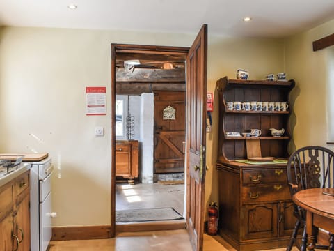 Kitchen/diner | Stable Cottage - Yew Tree Cottage & Stable Cottage, Windermere