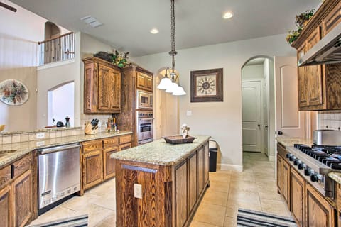 Kitchen | Fully Equipped