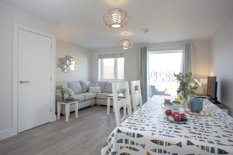 Social open plan living and dining area - Wish You Were Here