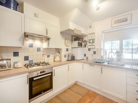 Kitchen | Stonehanger 2, Salcombe