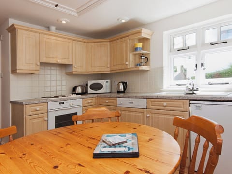 Kitchen/diner | Berrystead, Salcombe