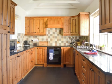 Lovely fitted kitchen | Breasty Haw, Satterthwaite