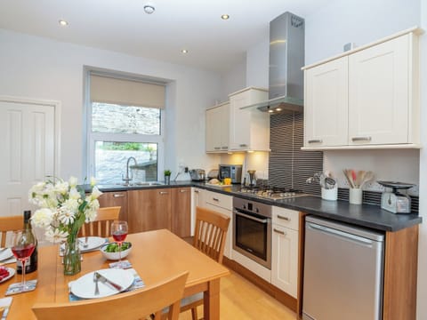 Spacious kitchen with dining area | Apartment 2 The Wheelhouse., Fowey