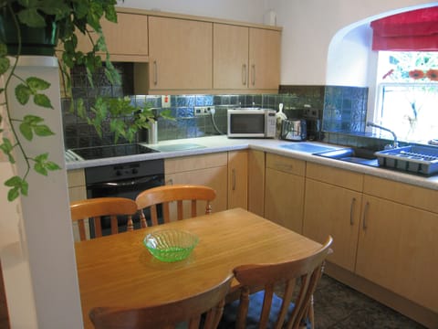 Howarth Cottage, Troutbeck Bridge