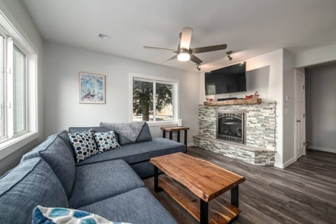Comfortable living room with lovely fireplace.