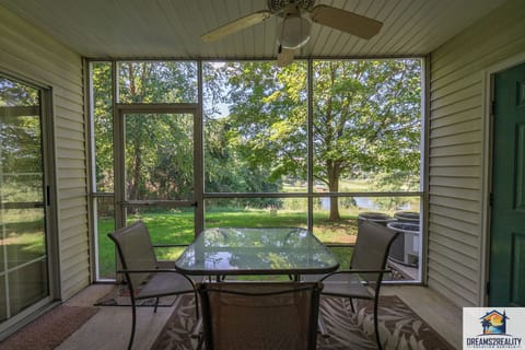 Screened in Patio