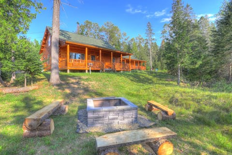 Welcome to Pine Cabin!