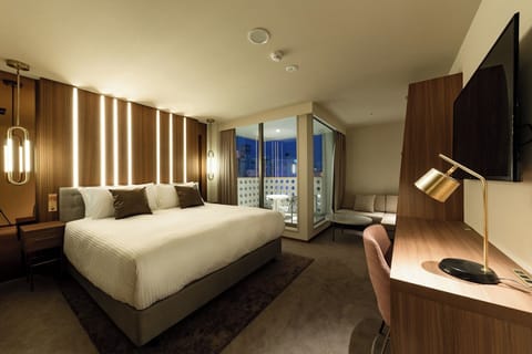 Deluxe King Riverside Balcony (Example)