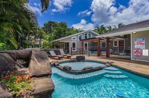Welcome to Lani Oasis! Your home-away-from-home!