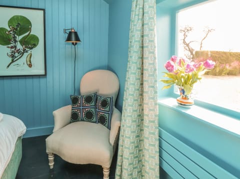 Cottage | 1 bedroom, individually decorated, individually furnished, free WiFi