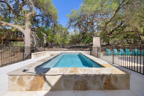 frio-river-rental-with-new-pool.jpg - frio-river-rental-with-new-pool.jpg