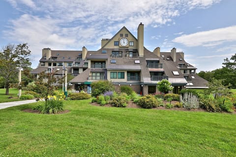 Mountain Green Building 3