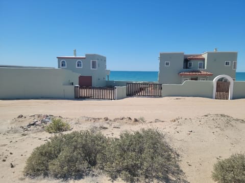 Casa La Risa- privacy! No neighbors behind you. Off street secure parking.