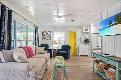Welcome to Sassy Seagull!  Beautifully renovated Cottage