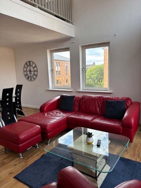 30-inch TV with digital channels, fireplace