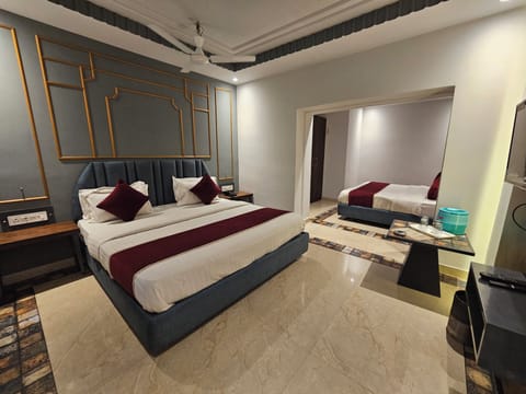 Non ganga facing A/C four bed Room | Bed sheets