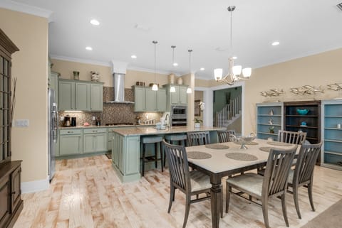 Dining table plus eat-in bar seating