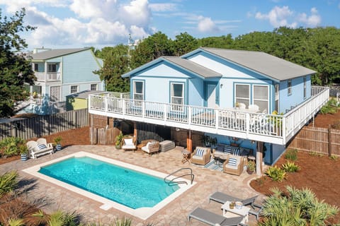 Beach Buddy Exterior