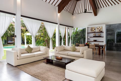 Exclusive Villa, 2 Bedrooms | Living area | 32-inch LCD TV with satellite channels