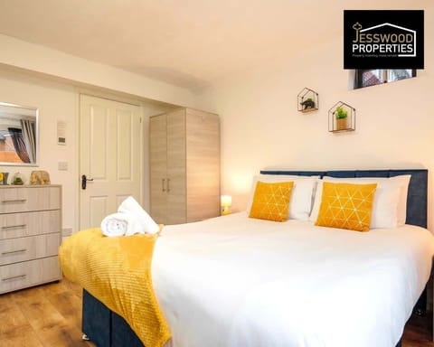 Bedroom at Jesswood Properties Short Lets & Serviced Accommodation