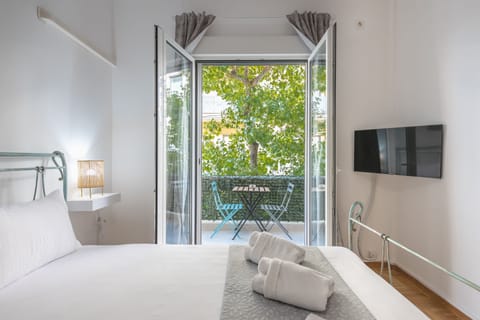 City Apartment | Individually decorated, individually furnished, desk, laptop workspace