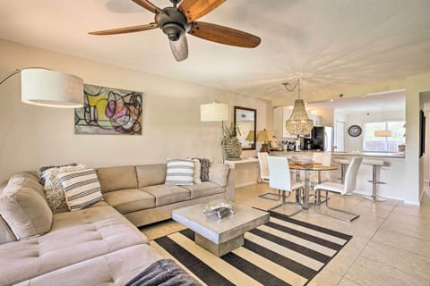 Jupiter Vacation Rental | 2BR | 2BA | 1,250 Sq Ft | Step-Free Access