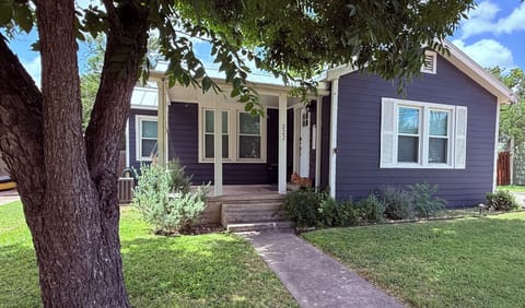 Spacious home in quiet neighborhood. Fully fenced, private backyard. 
