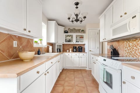 Lake Views & Private Dock! | The High House