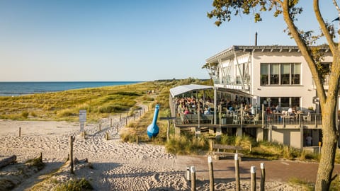 Beach bar