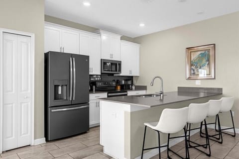 4901WindermereAve(9)