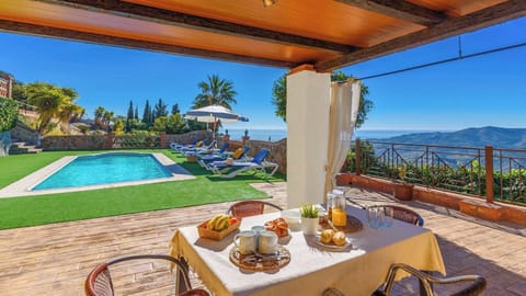 Villa María del Carmen Frigiliana by Ruralidays
