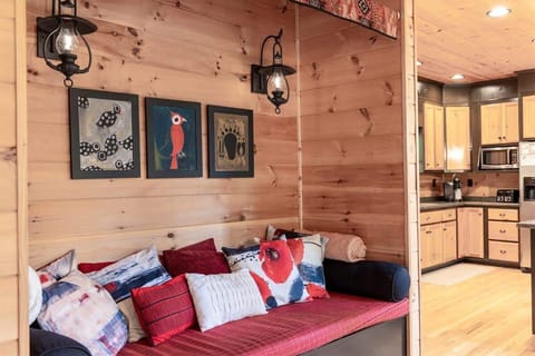 READING NOOK OFF KITCHEN