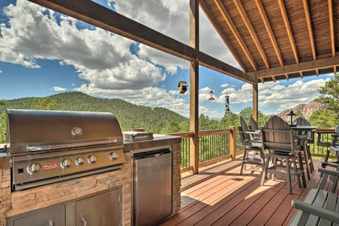 Cripple Creek Vacation Rental | 3BR | 2BA | 2,450 Sq Ft | Stairs Required