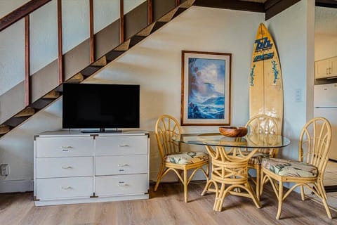 Flat-screen TV with cable