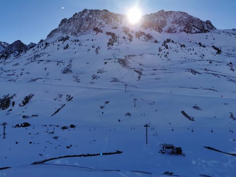 Snow and ski sports