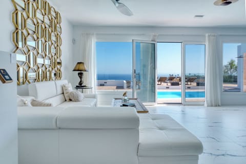 55-inch Smart TV with satellite channels, TV, Netflix